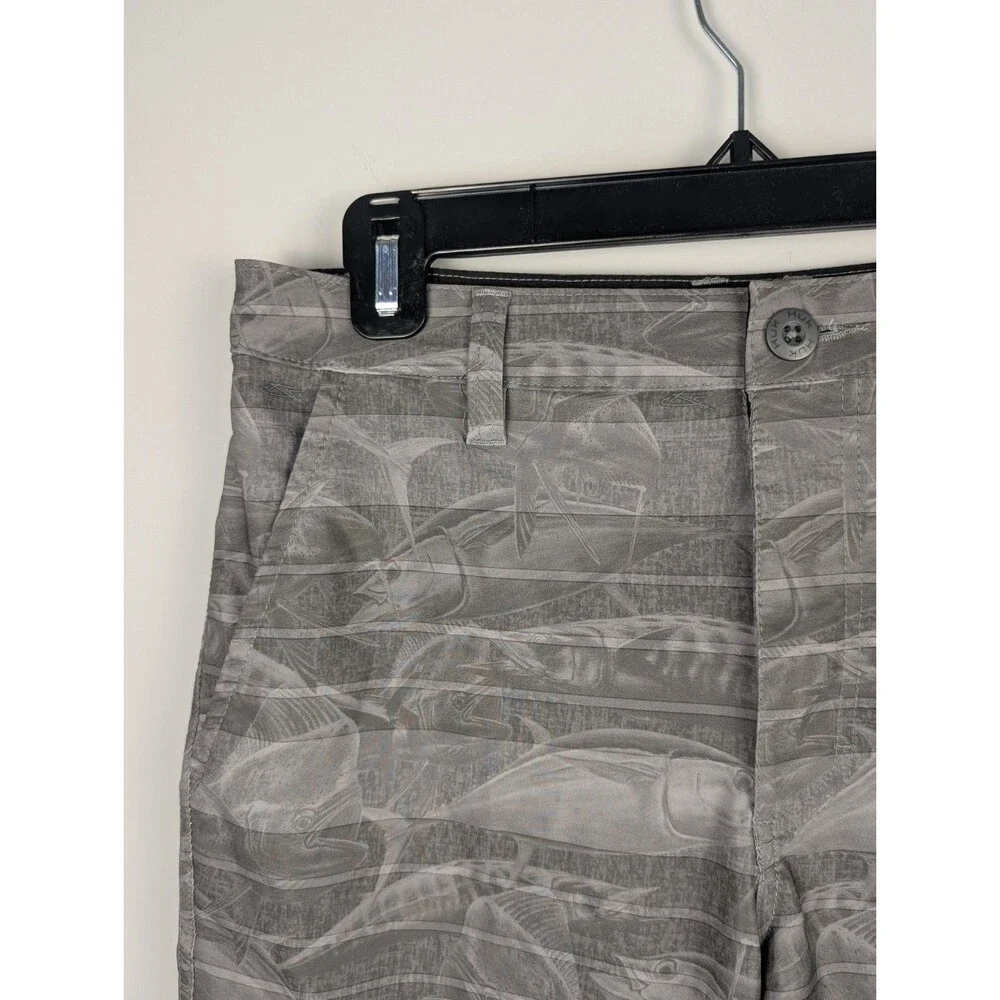 Huk Performance Fishing Shorts Men's 28 Gray Graphic Fish Print Hybrid Board - Picture 4 of 14